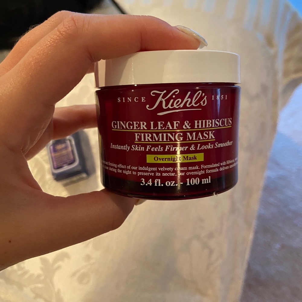 Kiehl’s Ginger Leaf & Hibiscus Firming Mask